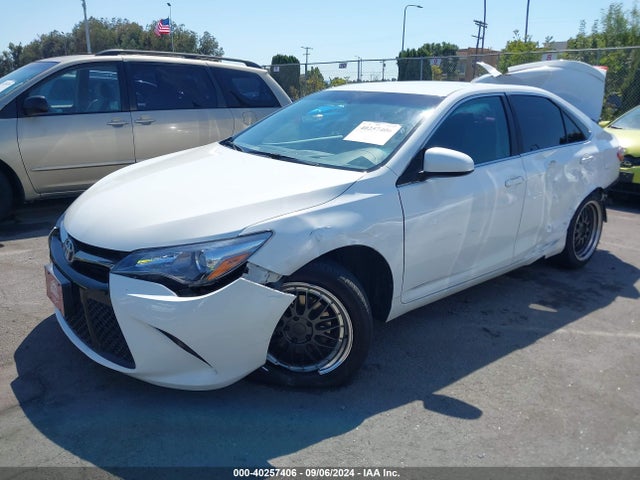 Toyota CAMRY SE 2015 4T1BF1FKXFU949042 Image 2