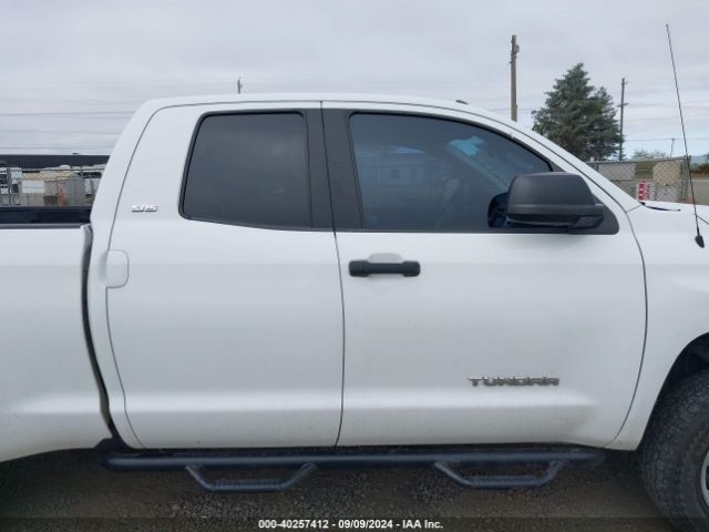 5TFUM5F12EX051324 Toyota Tundra Sr5 4.6l V8