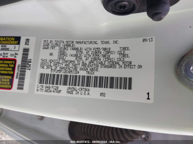 5TFUM5F12EX051324 Toyota Tundra Sr5 4.6l V8