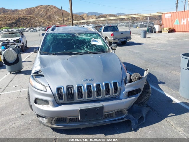 1C4PJLDB0HW513959 Jeep Cherokee Limited Fwd