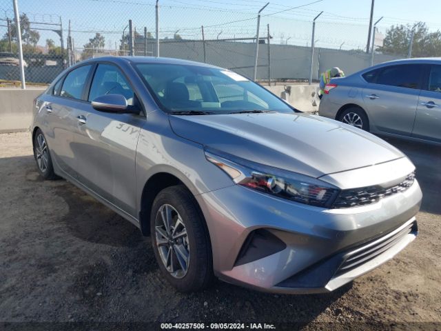 3KPF24AD5RE772284 KIA Forte Lxs