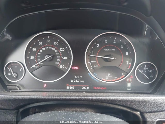 BMW 340i 2016 WBA8B3C56GK384061 Image 16
