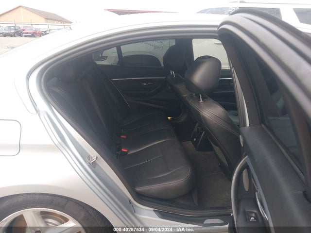 BMW 340i 2016 WBA8B3C56GK384061 Image 8