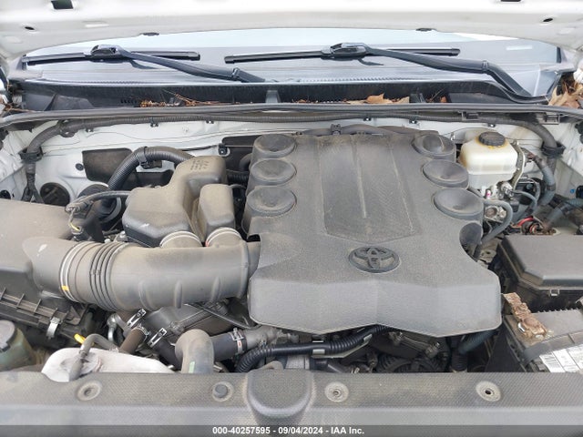 Toyota 4RUNNER SR5 2014 JTEBU5JR3E5197887 Image 10
