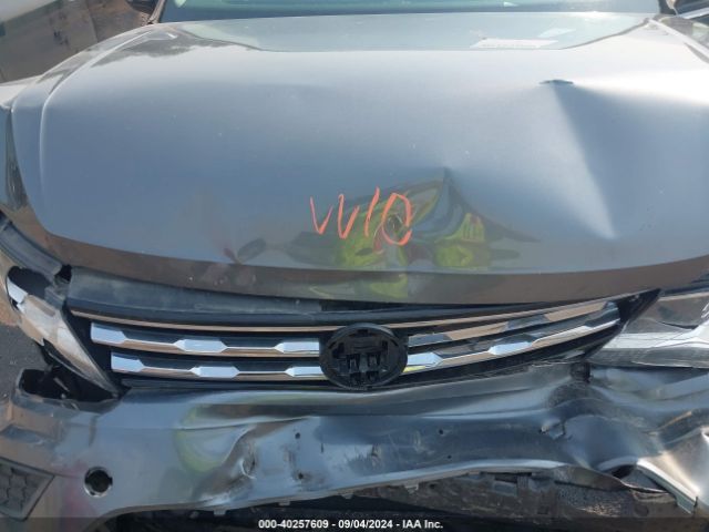 3VV0B7AX3JM009550 Volkswagen Tiguan 2.0t S