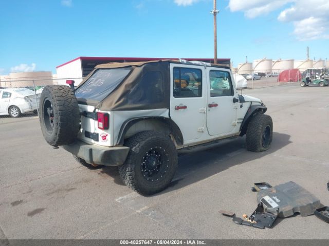 1C4BJWDG1HL542444 Jeep Wrangler Unlimited Sport 4x4