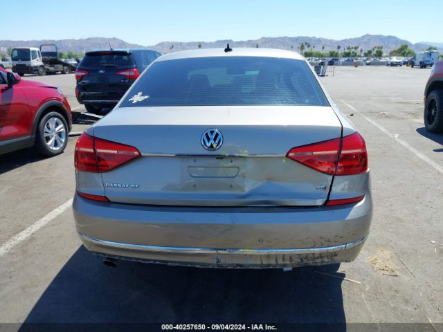 1VWBT7A32GC012027 Volkswagen Passat 1.8t Se