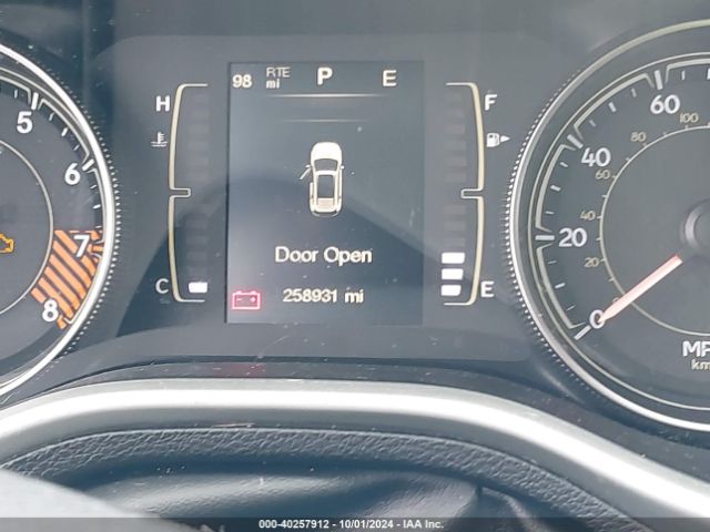 1C4PJLCS9EW168380 Jeep Cherokee Latitude