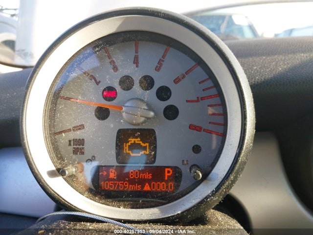2009 MINI COOPER WMWMF335X9TW72066 Photo 6