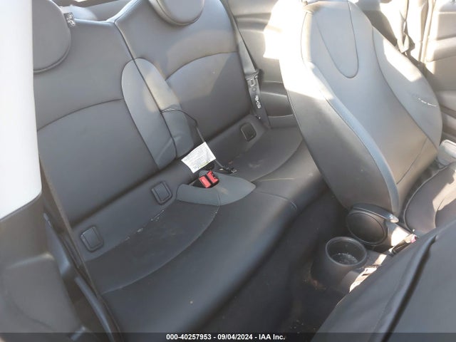 2009 MINI COOPER WMWMF335X9TW72066 Photo 7