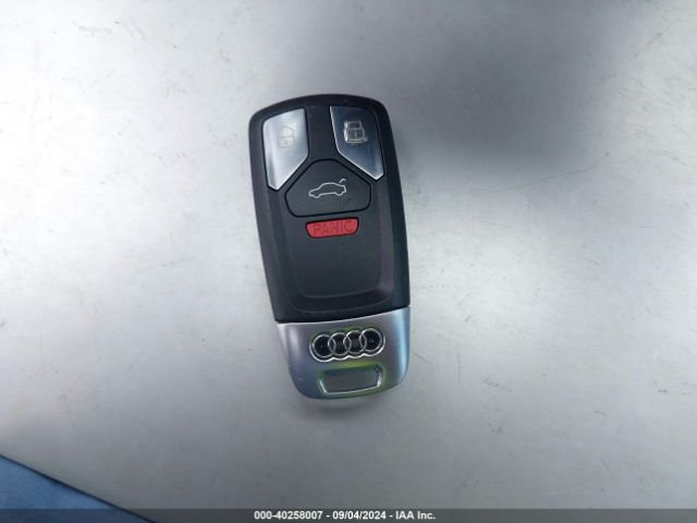 WAUGNAF46HN010883 Audi A4 2.0t Premium