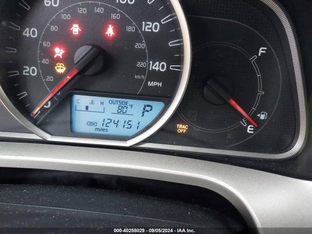 Toyota RAV4 LE 2014 JTMZFREV1ED034317 Image 15