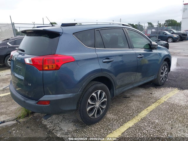 Toyota RAV4 LE 2014 JTMZFREV1ED034317 Image 4