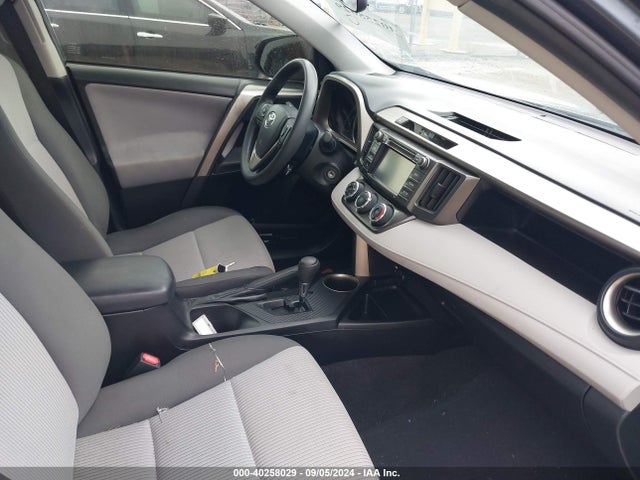Toyota RAV4 LE 2014 JTMZFREV1ED034317 Image 5
