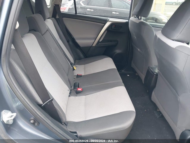 Toyota RAV4 LE 2014 JTMZFREV1ED034317 Image 8