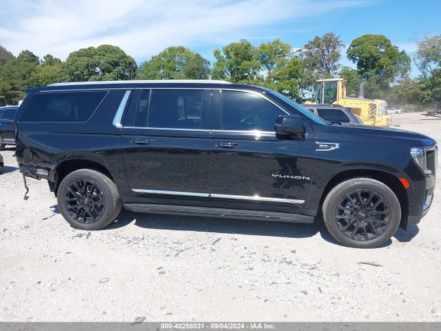 1GKS1GKD9NR209372 GMC Yukon Xl 2wd Slt