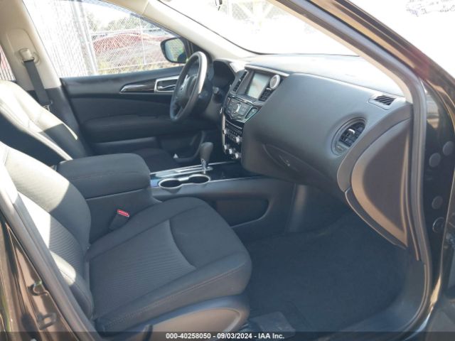 5N1DR2MN3HC615611 Nissan Pathfinder S