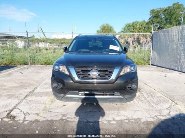 5N1DR2MN3HC615611 Nissan Pathfinder S