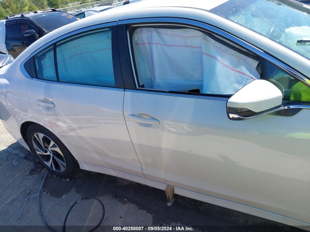 Subaru Legacy Premium 2021 4S3BWAC65M3004451 Image 13