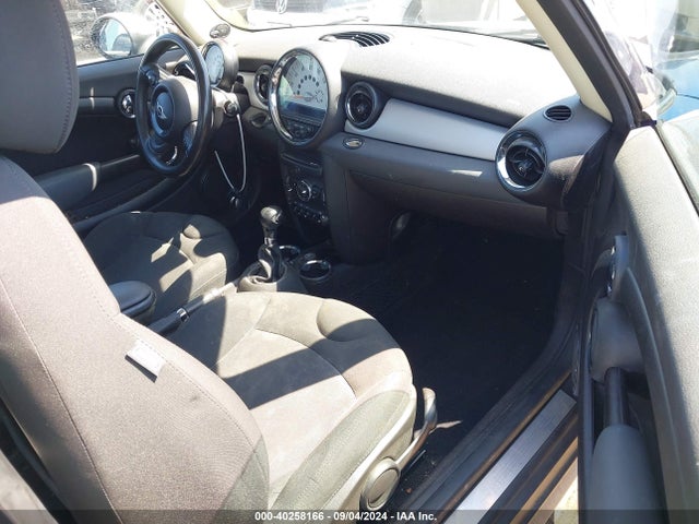 2012 MINI COOPER WMWSU3C55CT261954 Photo 4