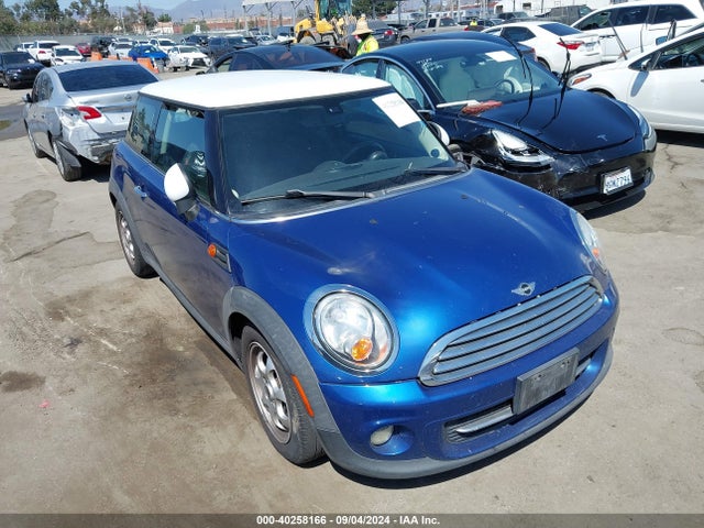 2012 MINI COOPER WMWSU3C55CT261954 Photo 5