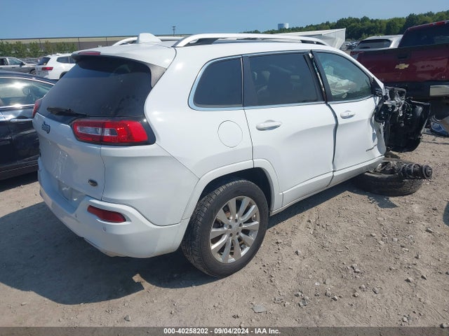 1C4PJMJX9JD594340 Jeep Cherokee Overland 4x4