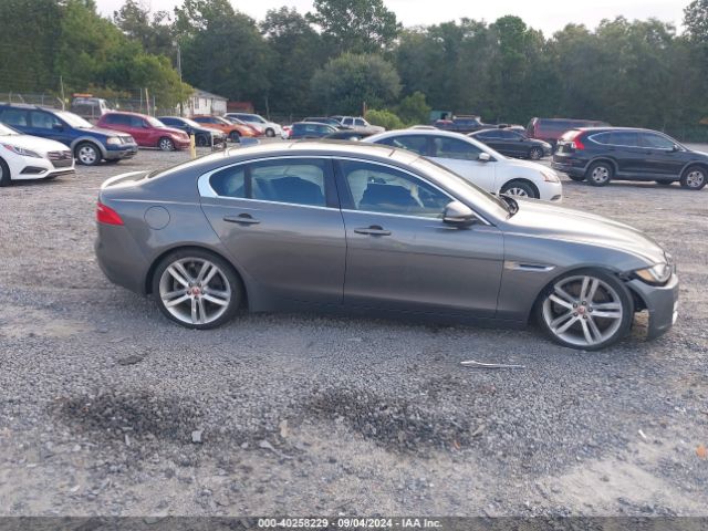 SAJAE4BV7HA961482 Jaguar Xe 35t Prestige