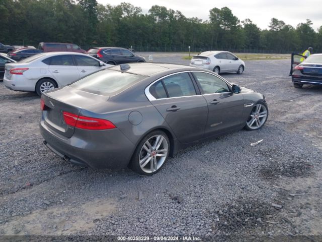 SAJAE4BV7HA961482 Jaguar Xe 35t Prestige