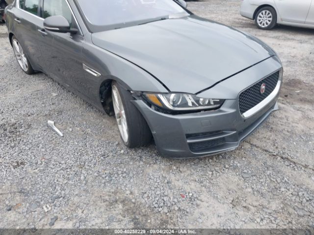 SAJAE4BV7HA961482 Jaguar Xe 35t Prestige