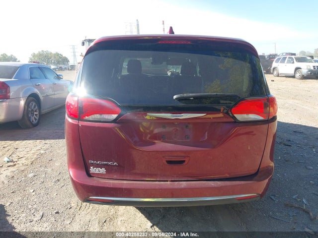 Chrysler Pacifica Touring Plus 2017 2C4RC1BG3HR777515 Image 17