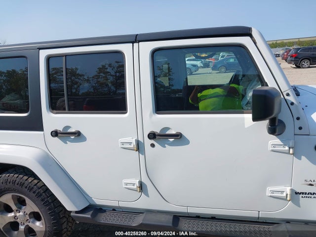 1C4HJWEG8GL313041 Jeep Wrangler Unlimited Sahara