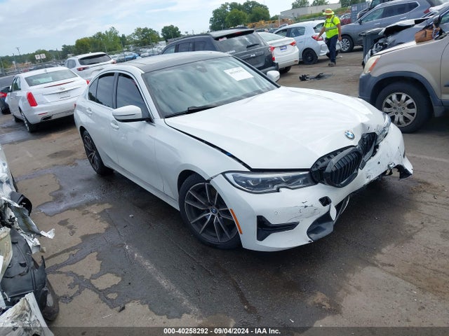 BMW 330I 2021 3MW5R1J0XM8B96716 Image 1
