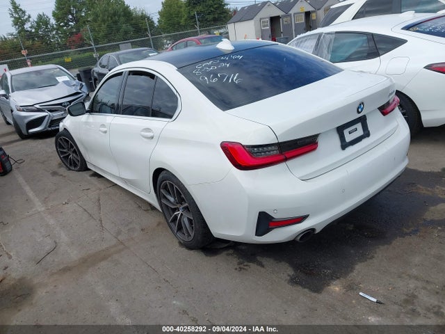 BMW 330I 2021 3MW5R1J0XM8B96716 Image 3