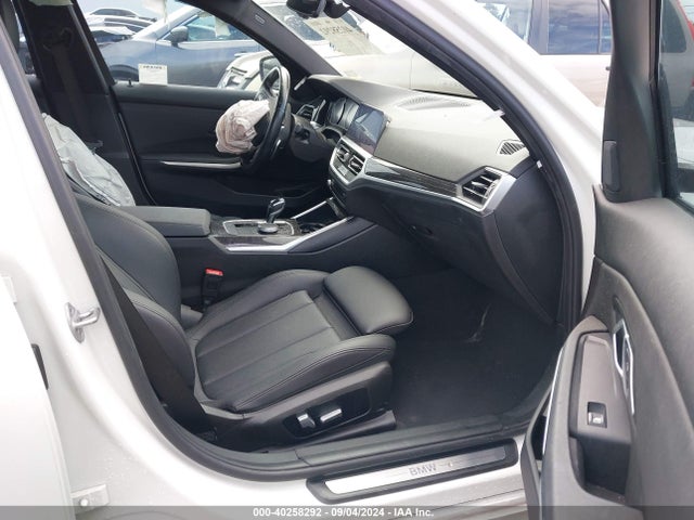 BMW 330I 2021 3MW5R1J0XM8B96716 Image 5