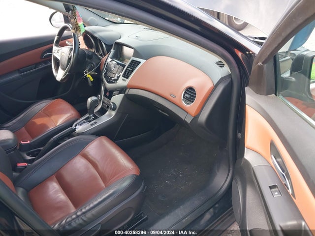 Chevrolet Cruze 2lt Auto 2014 1G1PE5SBXE7335947 Image 5