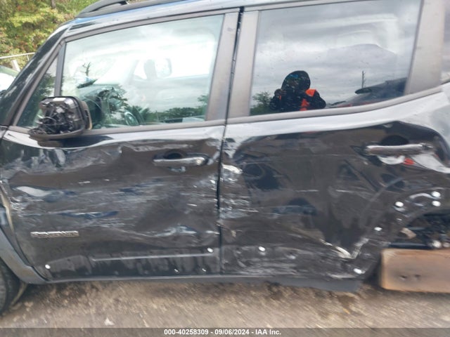 ZACCJABT7GPD18953 Jeep Renegade Latitude