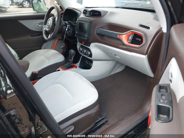 ZACCJABT7GPD18953 Jeep Renegade Latitude