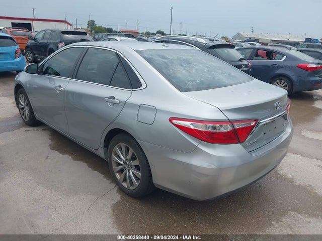 Toyota CAMRY XLE 2015 4T4BF1FKXFR472778 Image 3