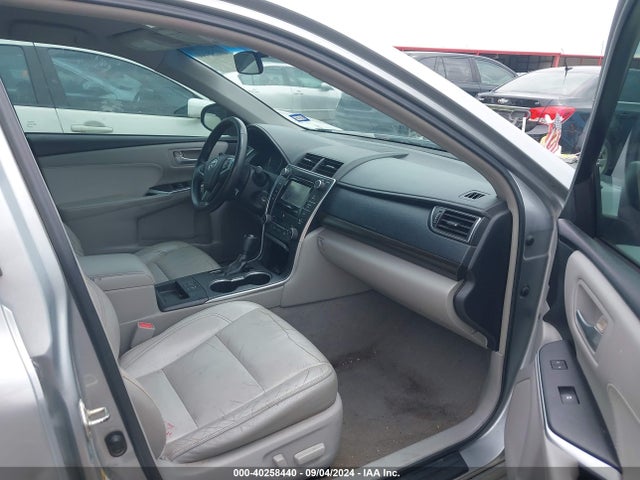 Toyota CAMRY XLE 2015 4T4BF1FKXFR472778 Image 5