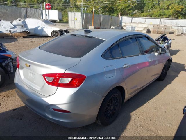 3G1BC5SM0HS523058 Chevrolet Cruze Ls Auto