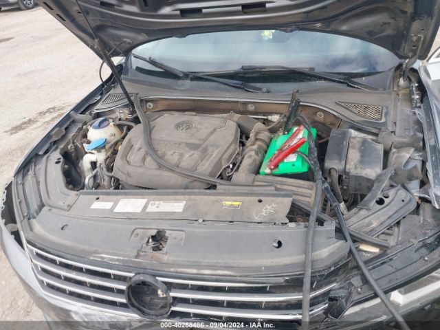 1VWBA7A37JC019164 Volkswagen Passat 2.0t Se