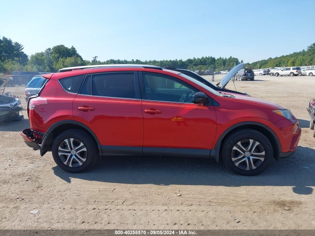 Toyota RAV4 LE 2016 JTMBFREV7GJ080465 Image 13