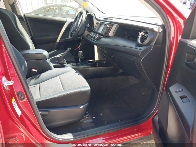 Toyota RAV4 LE 2016 JTMBFREV7GJ080465 Image 5