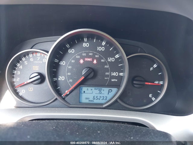 Toyota RAV4 LE 2016 JTMBFREV7GJ080465 Image 7
