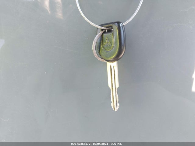 2001 MITSUBISHI MONTERO SPORT JA4LS31H21P030519 Photo 10