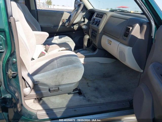 2001 MITSUBISHI MONTERO SPORT JA4LS31H21P030519 Photo 4
