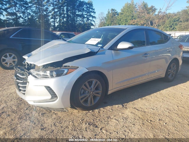 Hyundai ELANTRA SEL 2018 5NPD84LF0JH340187 Image 2