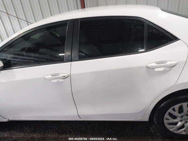 Toyota COROLLA LE 2017 5YFBURHE7HP644257 Image 14