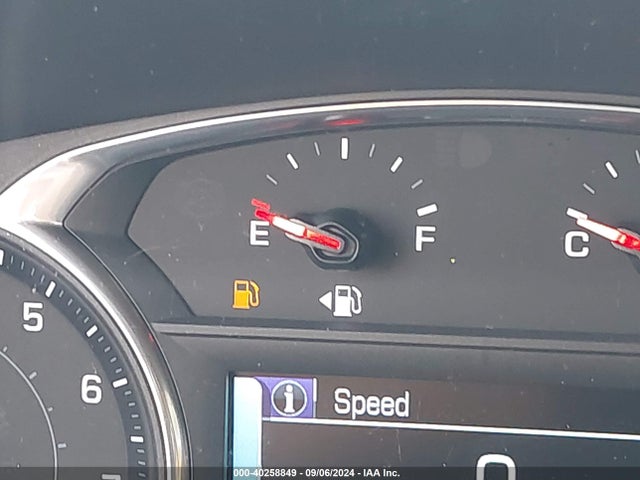 Chevrolet Equinox Premier 2018 2GNAXWEX4J6241794 Image 18