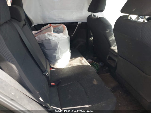 Toyota RAV4 LE 2019 JTMF1RFV7KD044443 Image 8